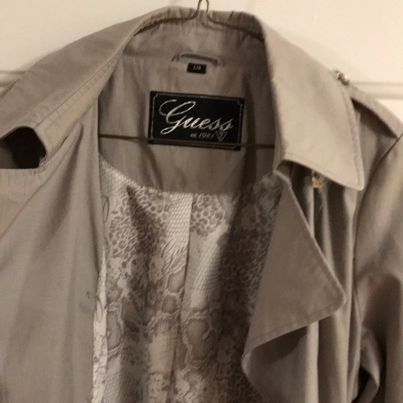 Guess trench coat - Picture 3 of 9